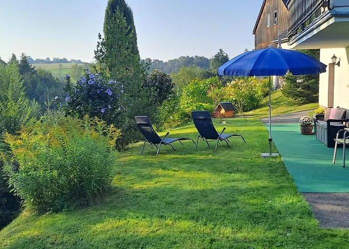 Leuner بيت للعطل *