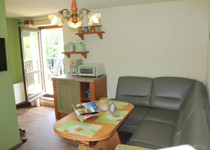 Leuner بيت للعطل *