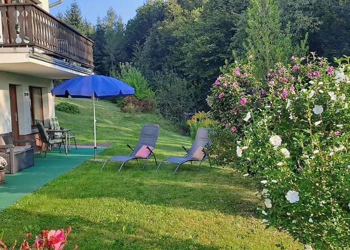 بيت للعطل Leuner