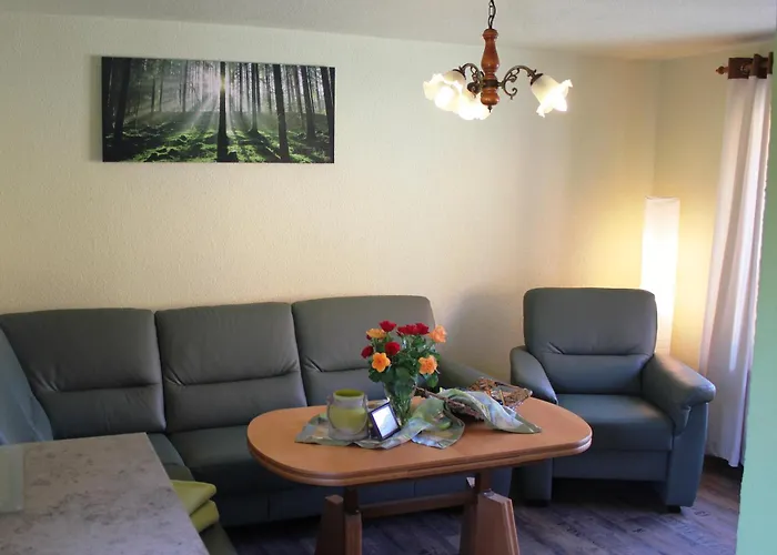 بيت للعطل Leuner